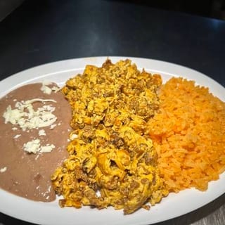 Huevos Con Chorizo
